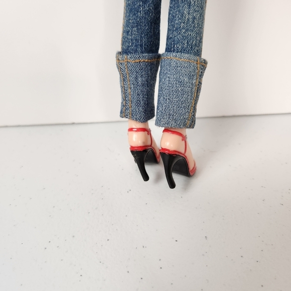 Bratz Funk Out Fianna Doll Vintage Y2K Clothes Outfit Purse Shoes Parts Project - Picture 8 of 10